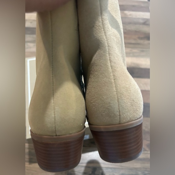 Dolce Vita Camel Ankle Booties - Picture 5 of 14
